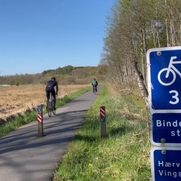 Cykel på Bindeballestien om foråret