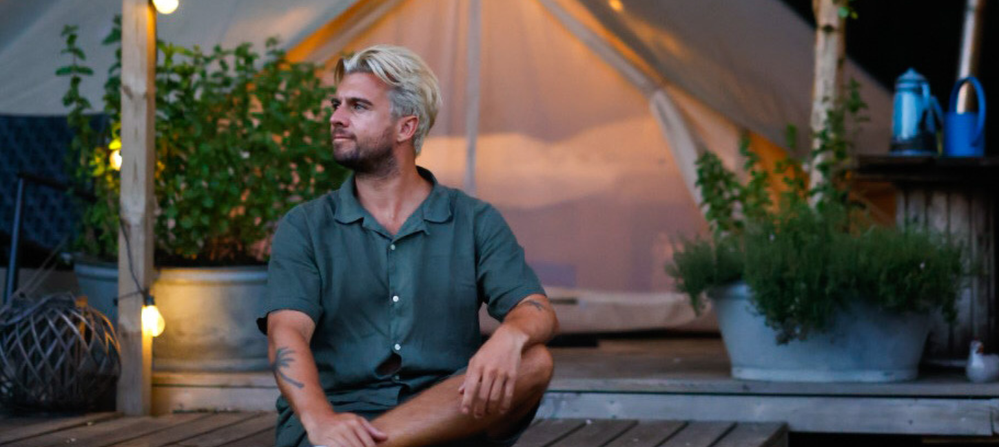 Rasmus fra TheTravelBook på glamping