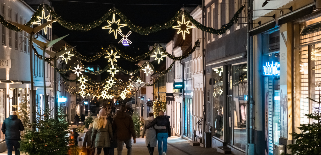 Vinterdag ved juletid i Vejle midtby