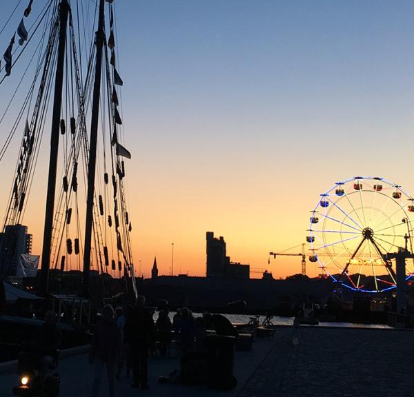 Vejle Fjordfestival med solnedgang