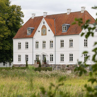 Hovedhuset på haraldskær signatur hotel 