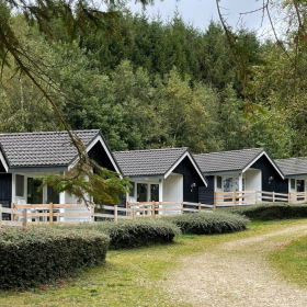 Riis Ferieparks campinghytter