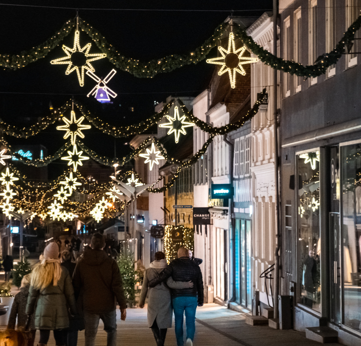 Vinterdag ved juletid i Vejle midtby
